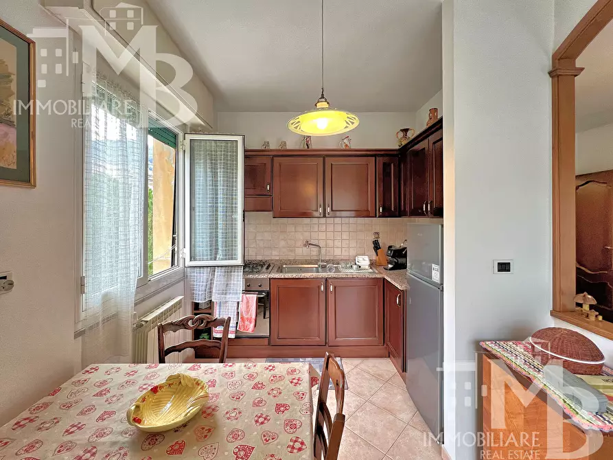 Immagine 25 di Trilocale in vendita  in Via Valleverde 9 a Recco