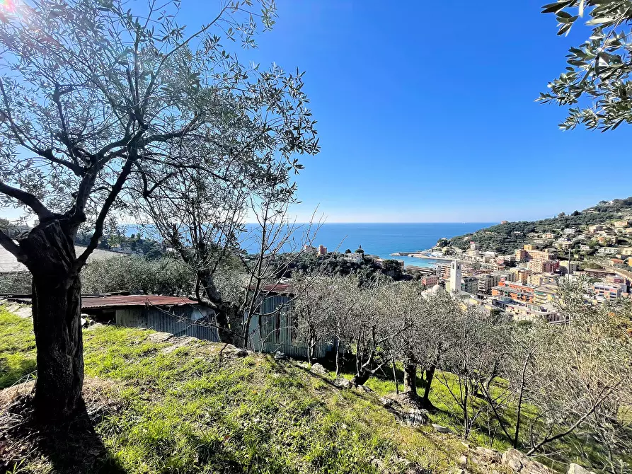 Immagine 20 di Casa indipendente in vendita  in Via Nostra Signora del Fulmine 21 a Recco