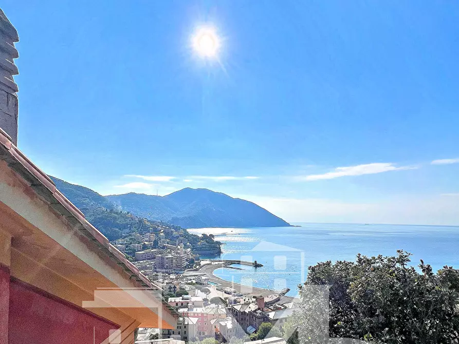 Immagine 41 di Pentalocale in vendita  in Via Salvo D'Acquisto a Recco