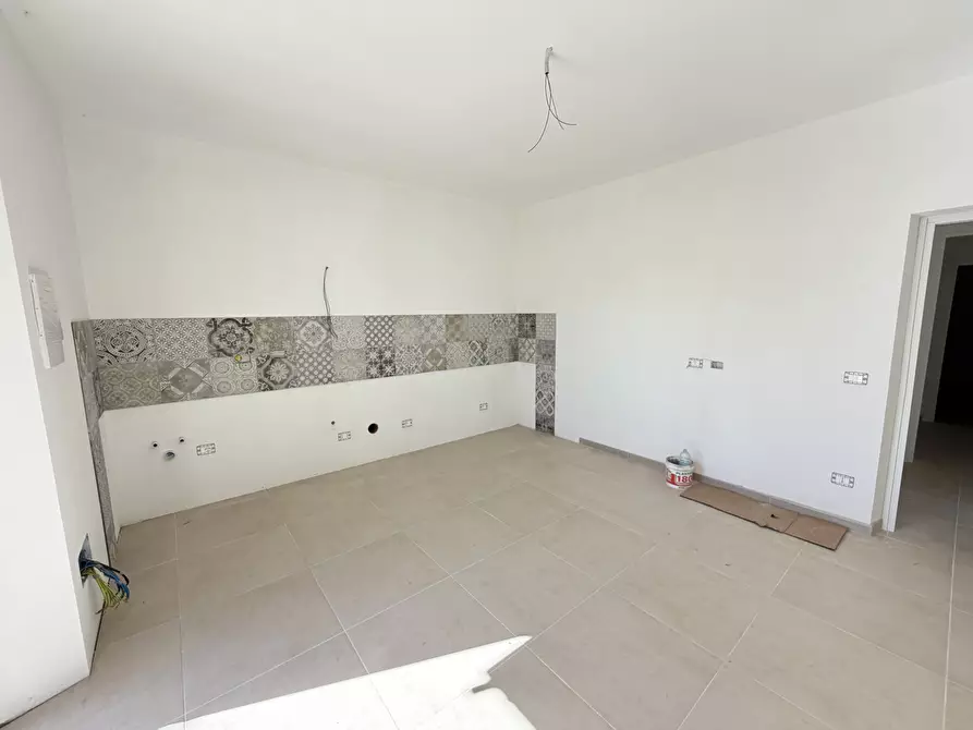 Immagine 4 di Trilocale in affitto  a Sarzana