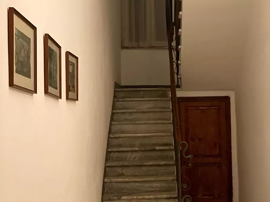 Immagine 24 di Trilocale in affitto  a Sarzana