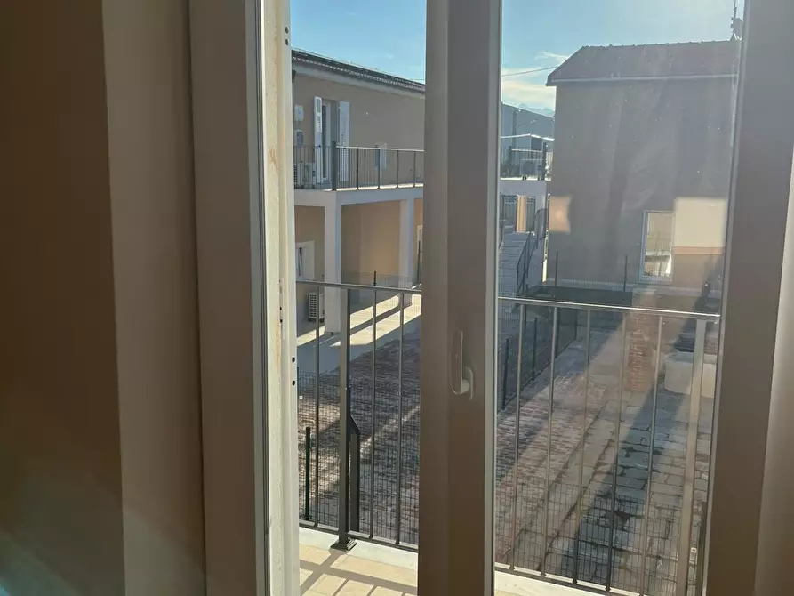 Immagine 10 di Quadrilocale in vendita  a Sarzana
