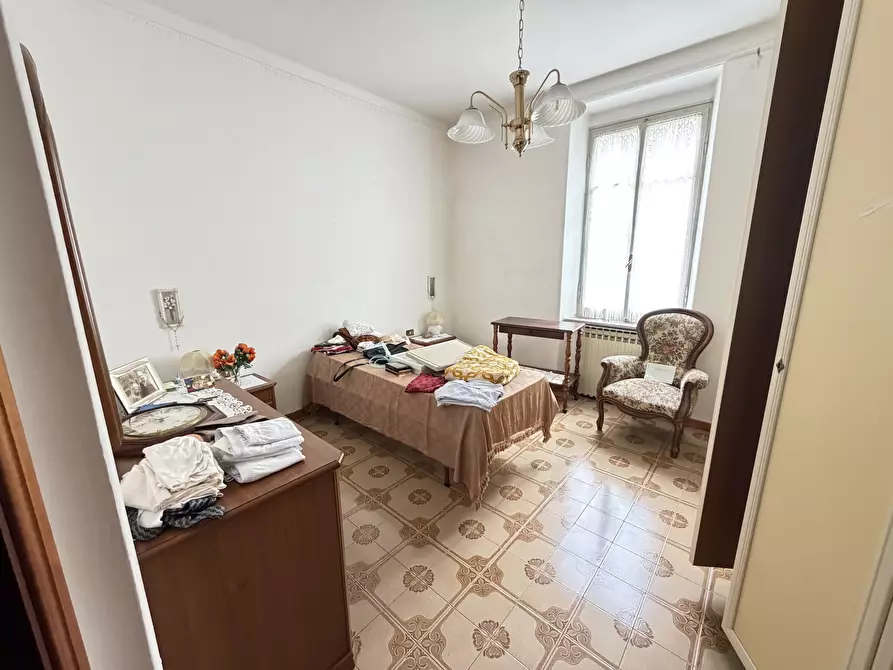 Immagine 17 di Casa indipendente in vendita  a Sarzana