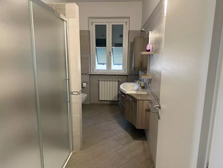 Immagine 8 di Casa bifamiliare in vendita  a Sarzana