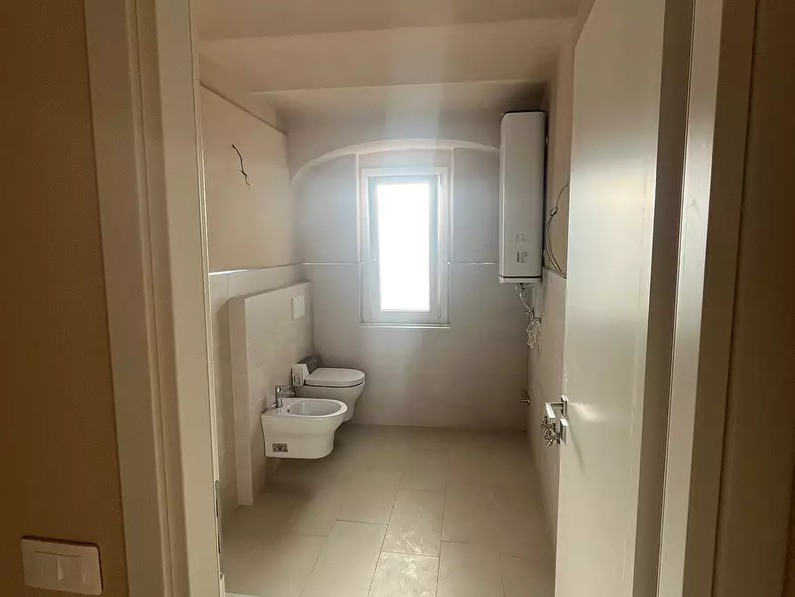 Immagine 13 di Quadrilocale in vendita  a Sarzana