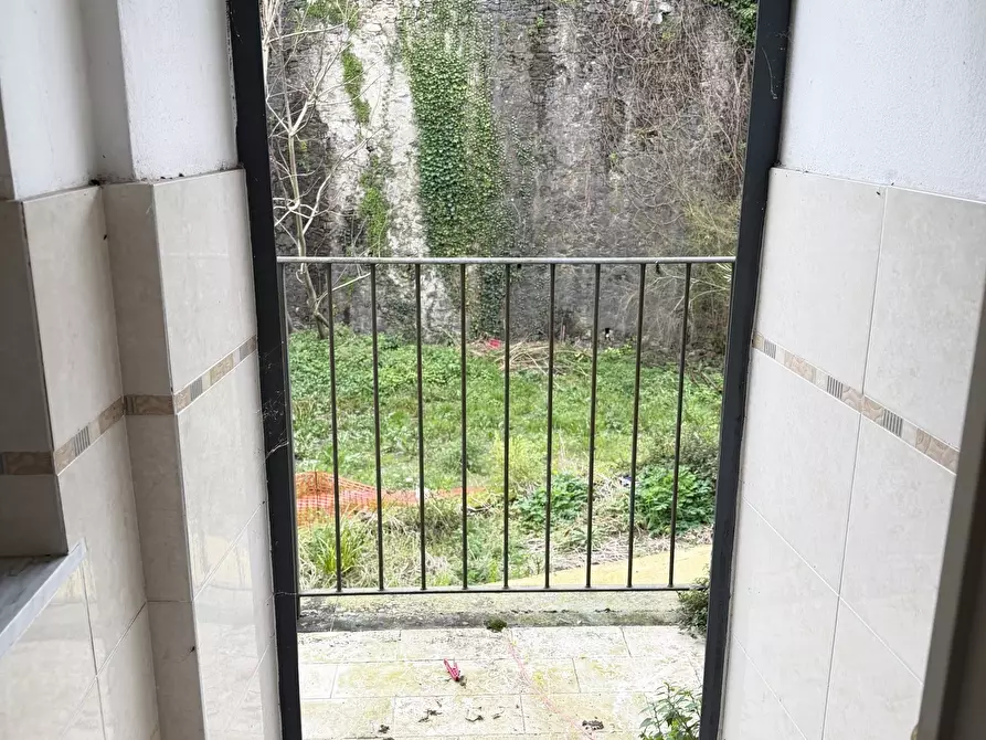 Immagine 7 di Locale commerciale in vendita  in Via Sobborgo Spina a Sarzana