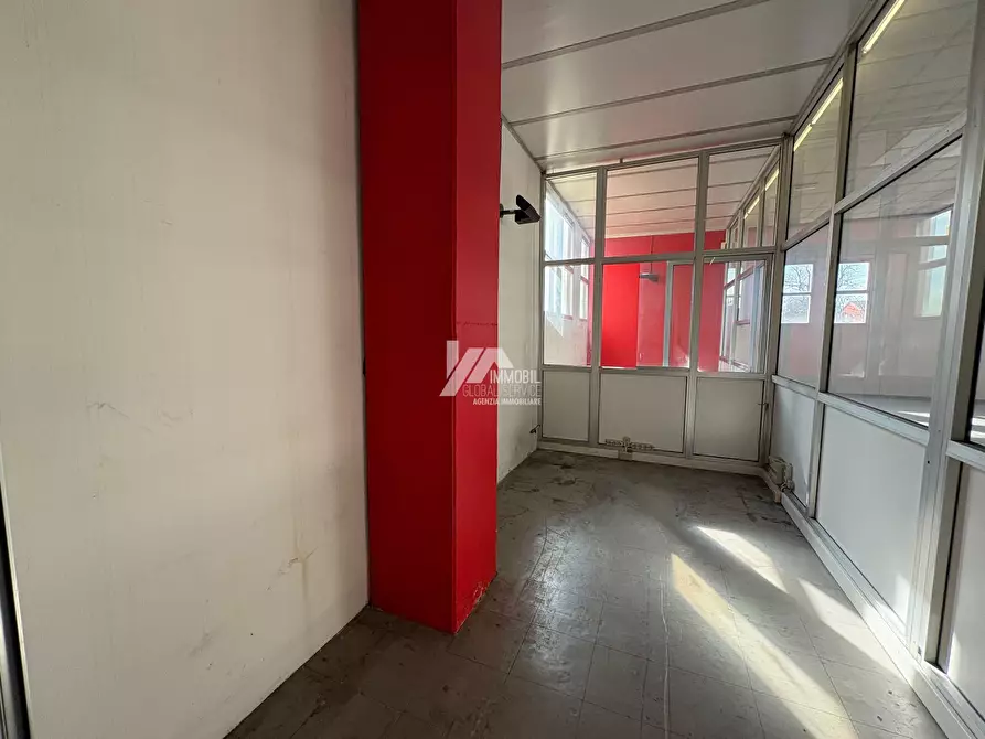 Immagine 7 di Attività artigianale in affitto  in Via Orzinuovi a Brescia