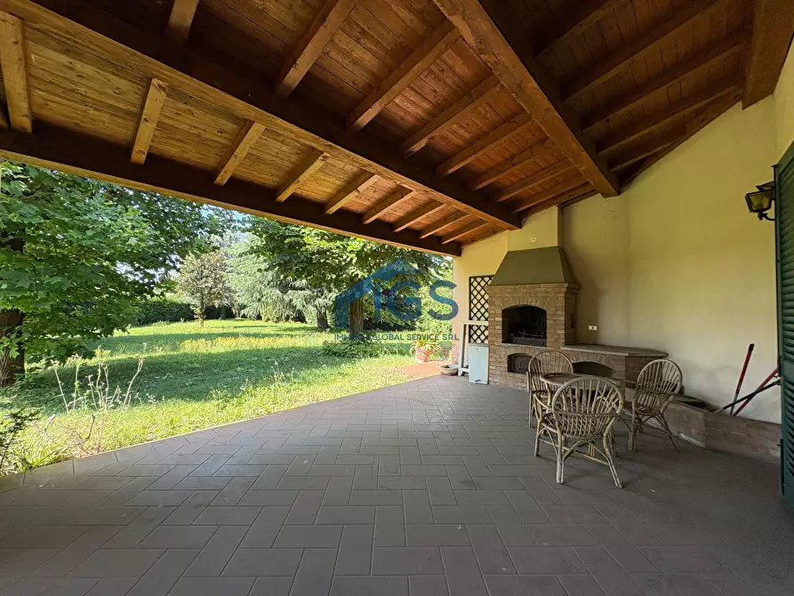 Immagine 9 di Villa in vendita  in Via Santa Giulia 3 a Travagliato