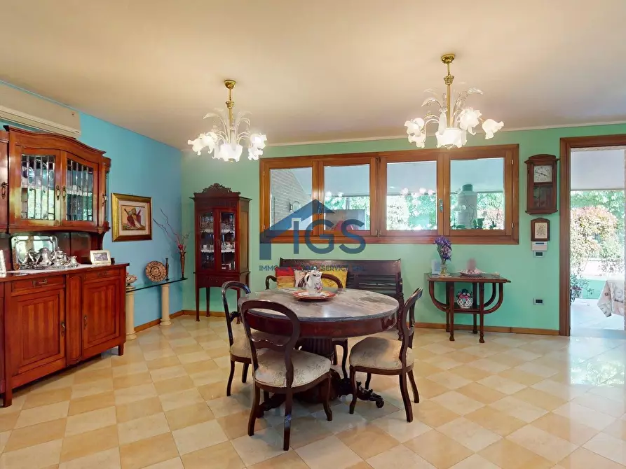 Immagine 9 di Villa in vendita  in Via Puglia 1 a Leno
