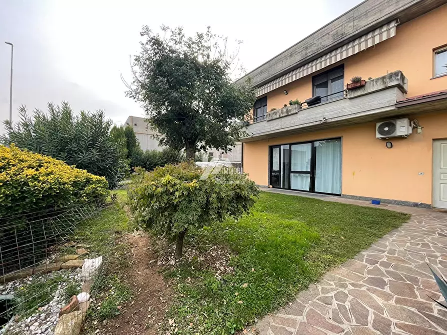 Immagine 9 di Attività artigianale in vendita  in Via dell'Industria 53 a Travagliato