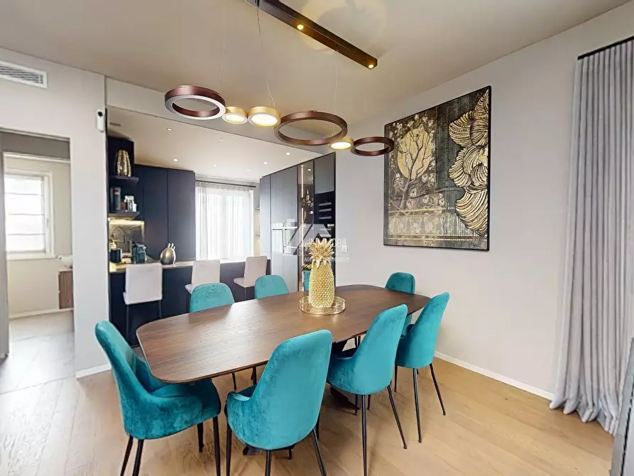 Immagine 3 di Attico in vendita  in Via Chiusure 102 a Brescia