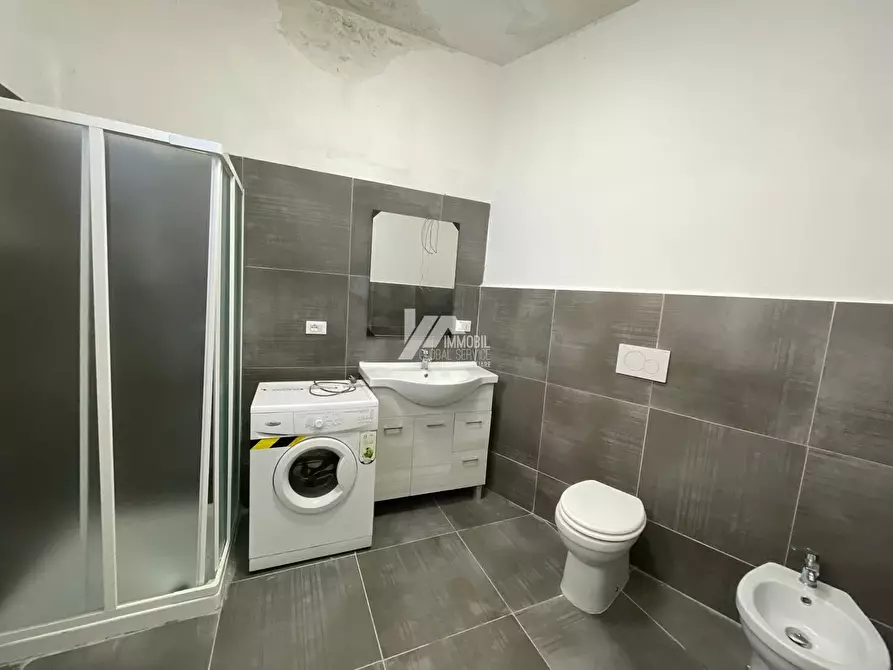 Immagine 23 di Pentalocale in vendita  in Via Giuseppe Verginella a Lumezzane