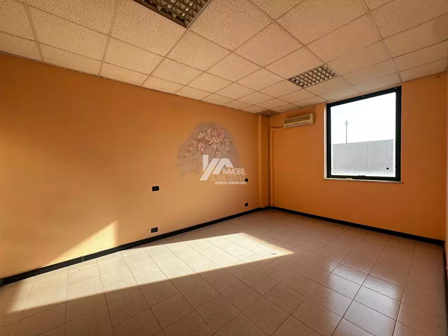 Immagine 17 di Attività artigianale in affitto  in Via Antonio Allegri 93 a Brescia