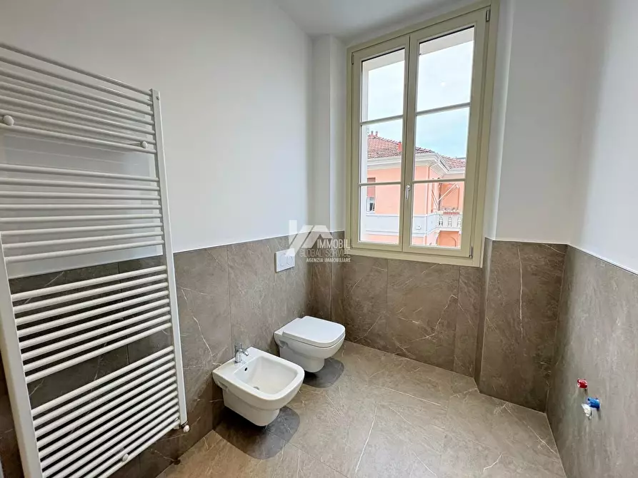 Immagine 19 di Trilocale in vendita  in Via Toscana 55 a Brescia