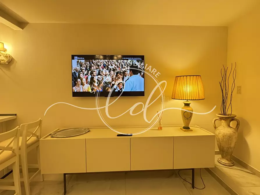 Immagine 36 di Loft/Open space in vendita  a Pietrasanta