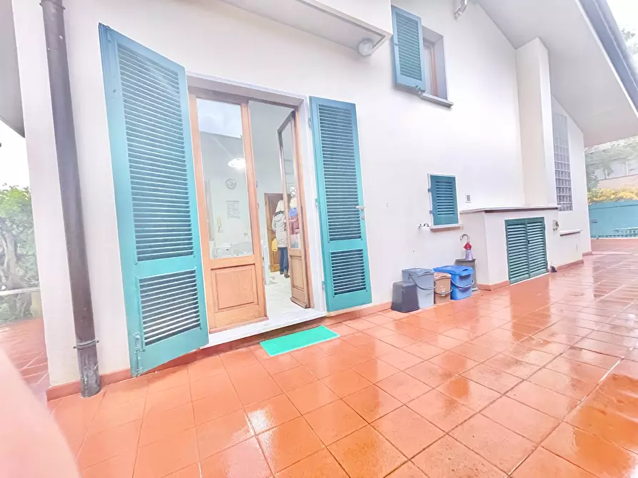 Immagine 11 di Villa in affitto  a Forte Dei Marmi