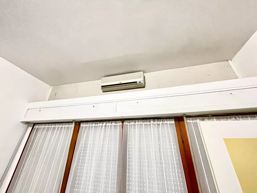 Immagine 15 di Quadrilocale in affitto  a Seravezza