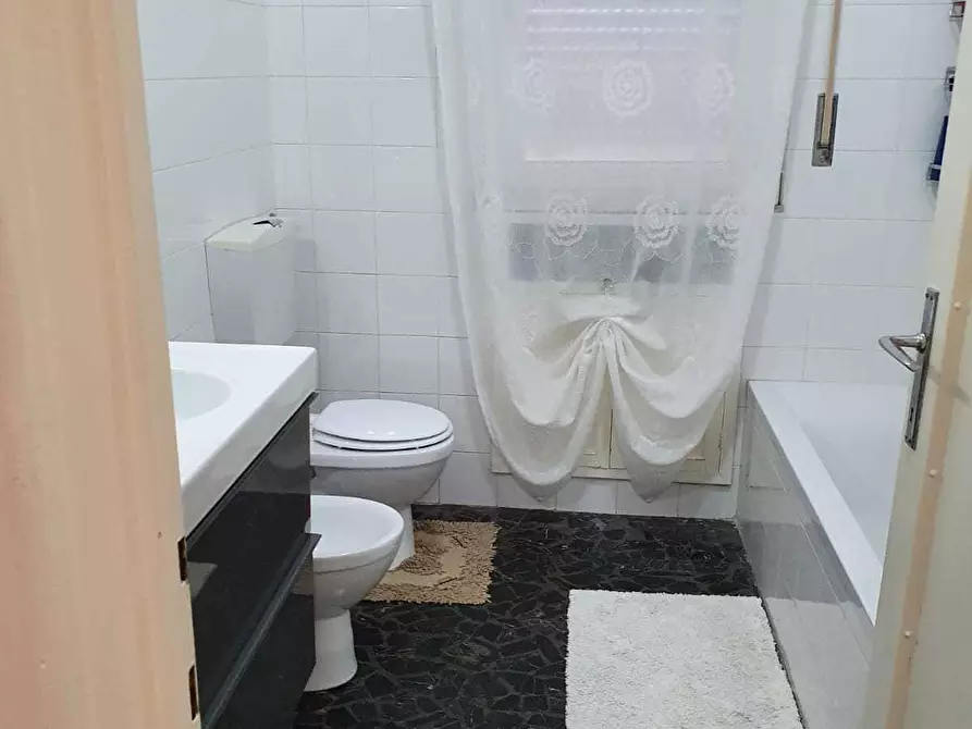 Immagine 5 di Quadrilocale in vendita  a Camaiore