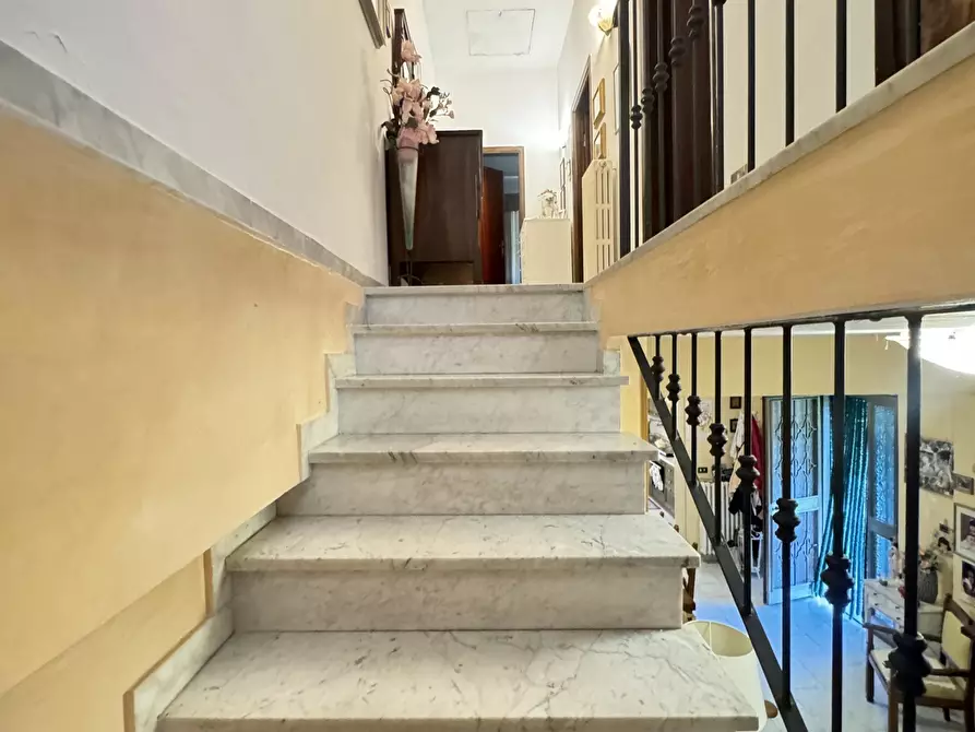 Immagine 24 di Porzione di casa in vendita  a Massa