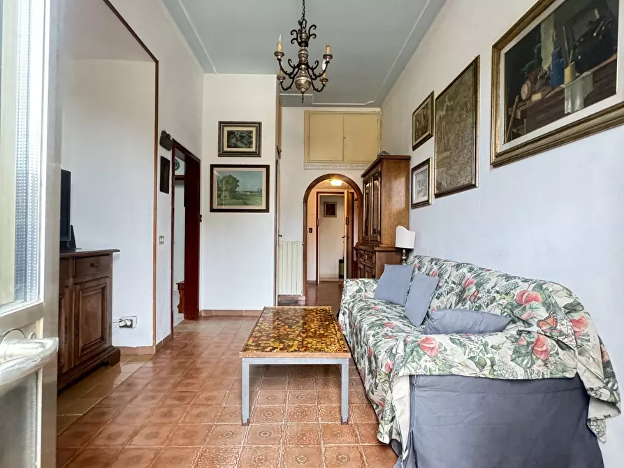 Immagine 7 di Quadrilocale in affitto  a Pietrasanta