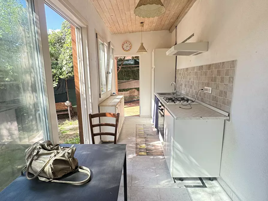 Immagine 8 di Porzione di casa in vendita  a Massa