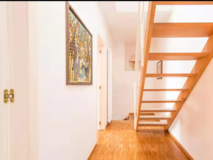 Immagine 16 di Appartamento in affitto  a Pietrasanta