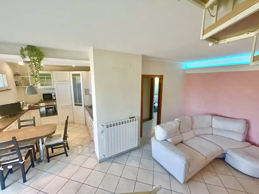 Immagine 38 di Quadrilocale in vendita  a Viareggio