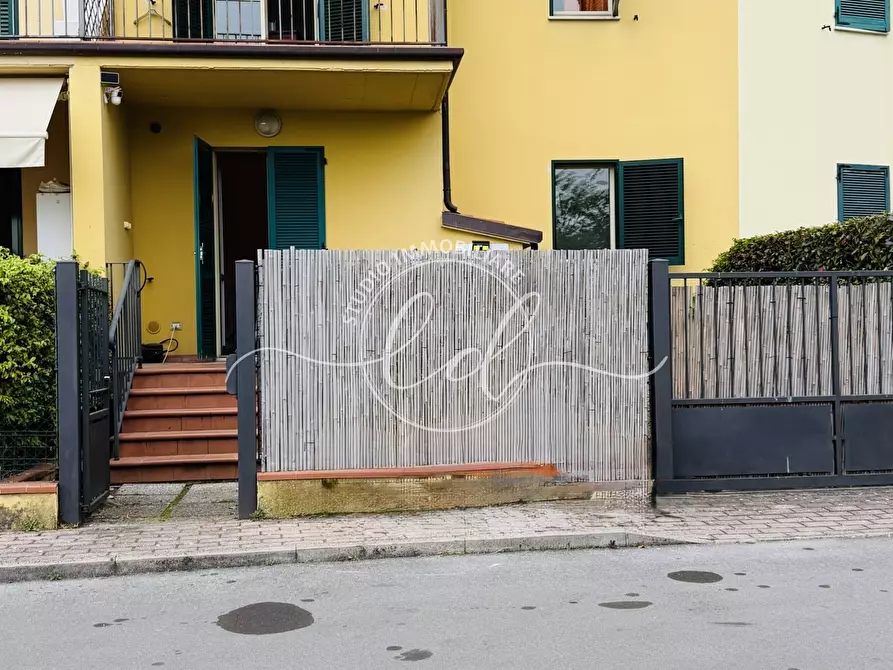 Immagine 69 di Villetta a schiera in vendita  a Pietrasanta
