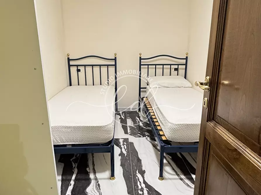 Immagine 22 di Appartamento in affitto  a Pietrasanta