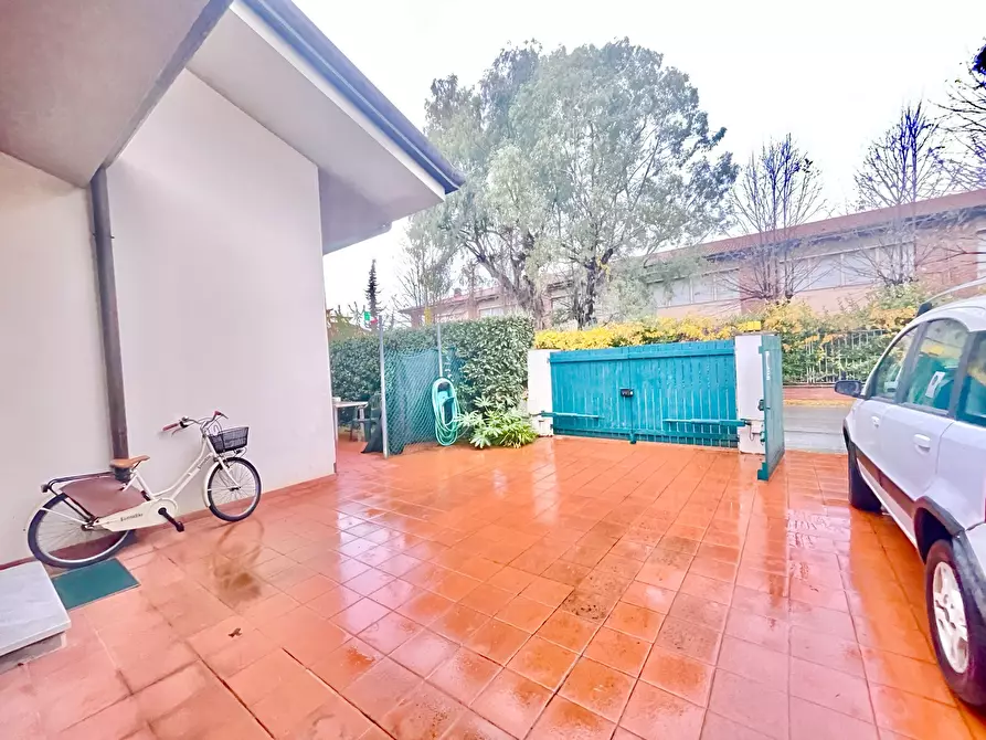 Immagine 6 di Villa in affitto  a Forte Dei Marmi