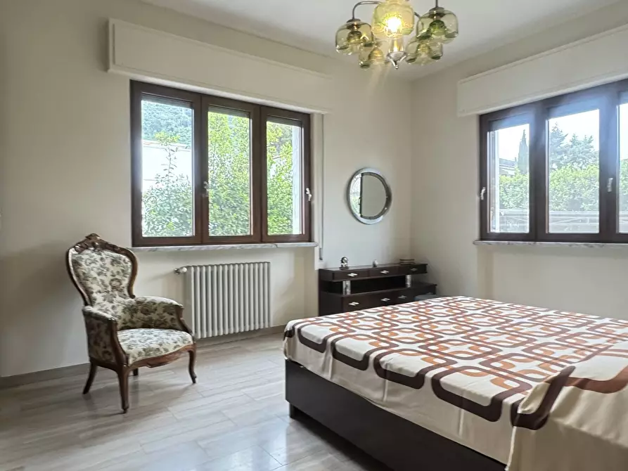 Immagine 22 di Quadrilocale in affitto  a Pietrasanta