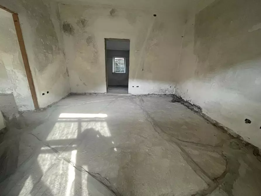 Immagine 11 di Casa indipendente in vendita  a Montignoso