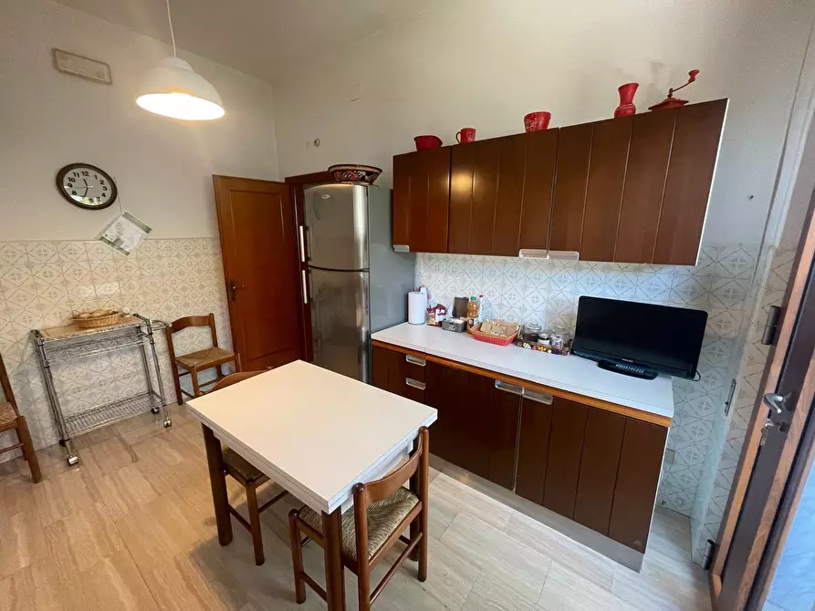 Immagine 18 di Quadrilocale in affitto  a Pietrasanta