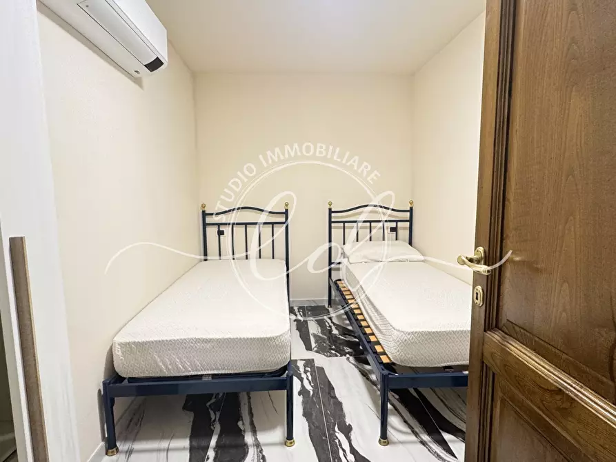 Immagine 23 di Appartamento in affitto  a Pietrasanta