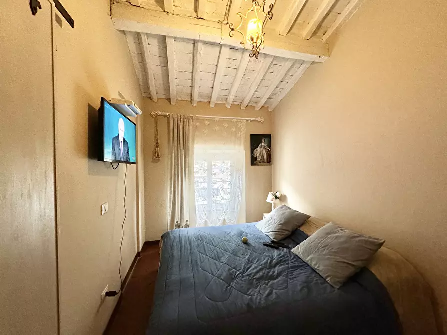 Immagine 26 di Quadrilocale in vendita  a Seravezza