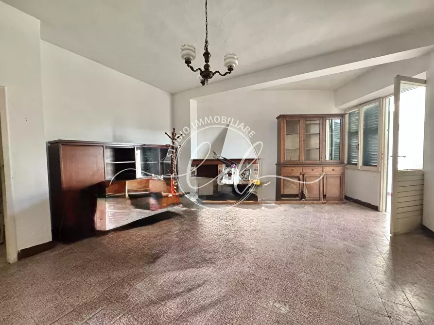 Immagine 12 di Quadrilocale in vendita  a Seravezza