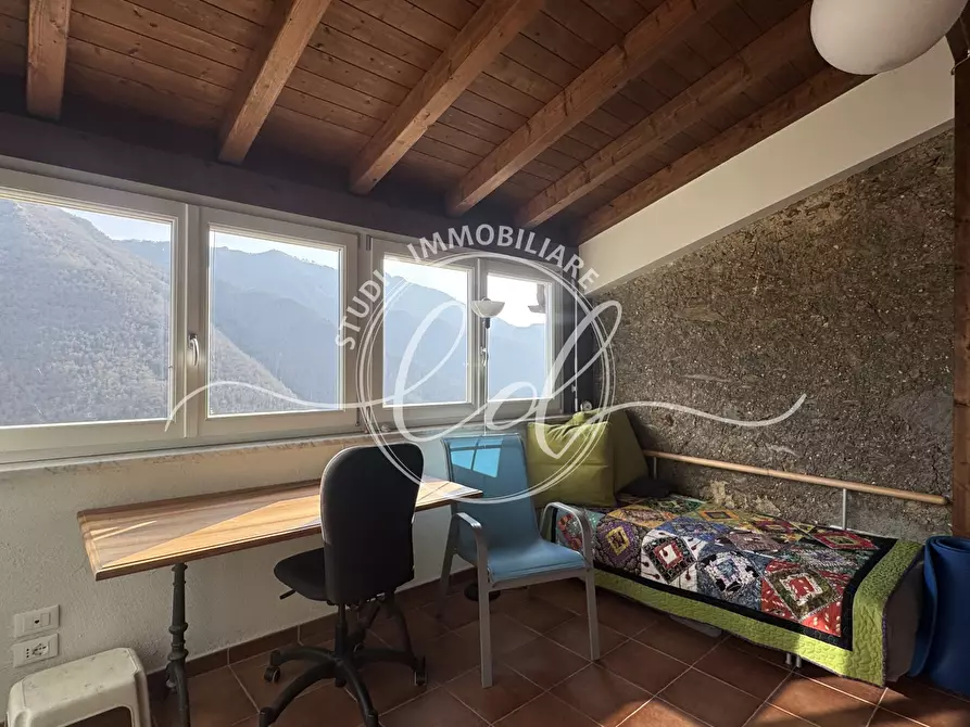 Immagine 93 di Casa indipendente in vendita  a Stazzema