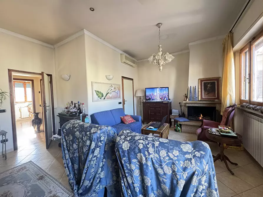 Immagine 3 di Quadrilocale in vendita  a Pietrasanta