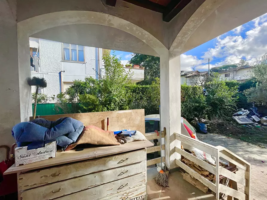 Immagine 8 di Casa indipendente in vendita  a Camaiore