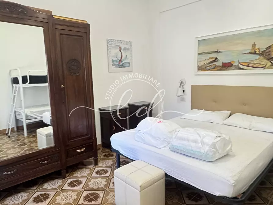 Immagine 14 di Trilocale in vendita  a Pietrasanta