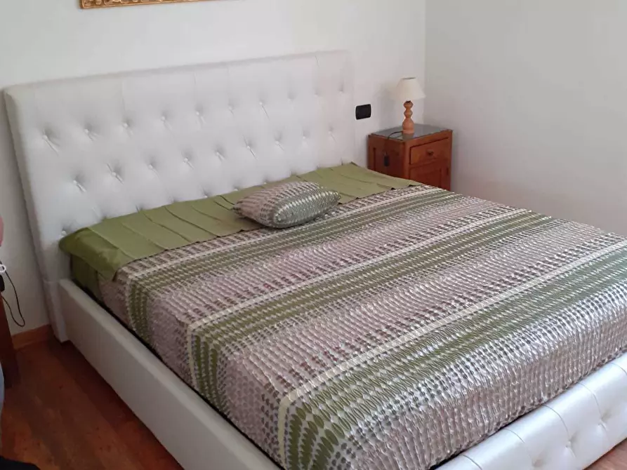 Immagine 51 di Casa indipendente in affitto  a Pietrasanta