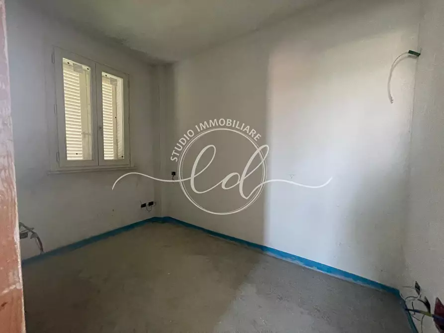 Immagine 13 di Porzione di casa in vendita  a Camaiore