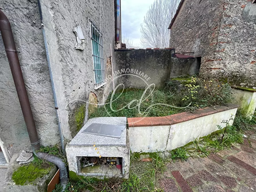 Immagine 3 di Casa semindipendente in vendita  a Camaiore