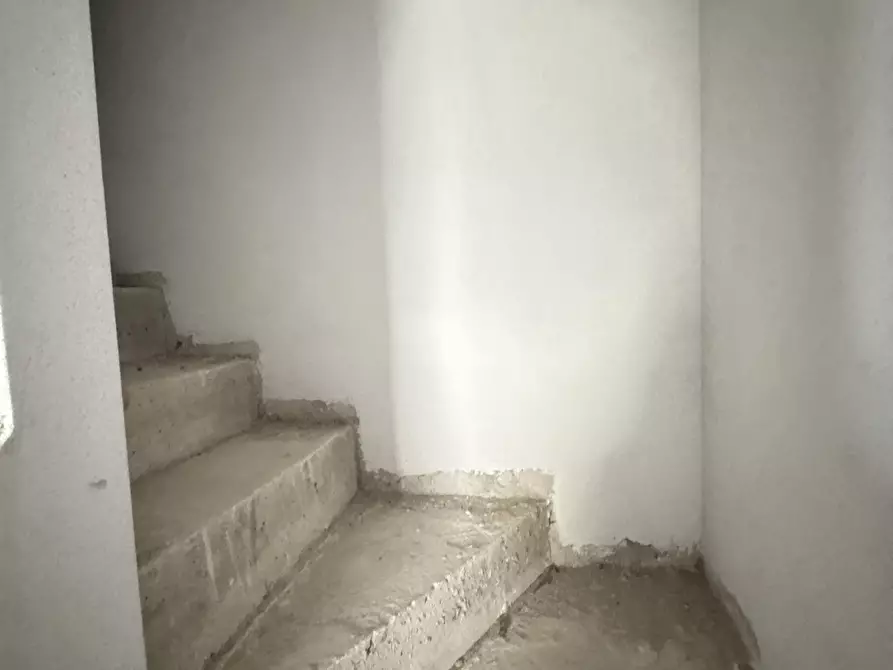 Immagine 36 di Porzione di casa in vendita  a Seravezza