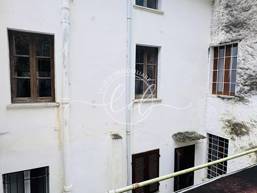 Immagine 27 di Terratetto in vendita  a Seravezza