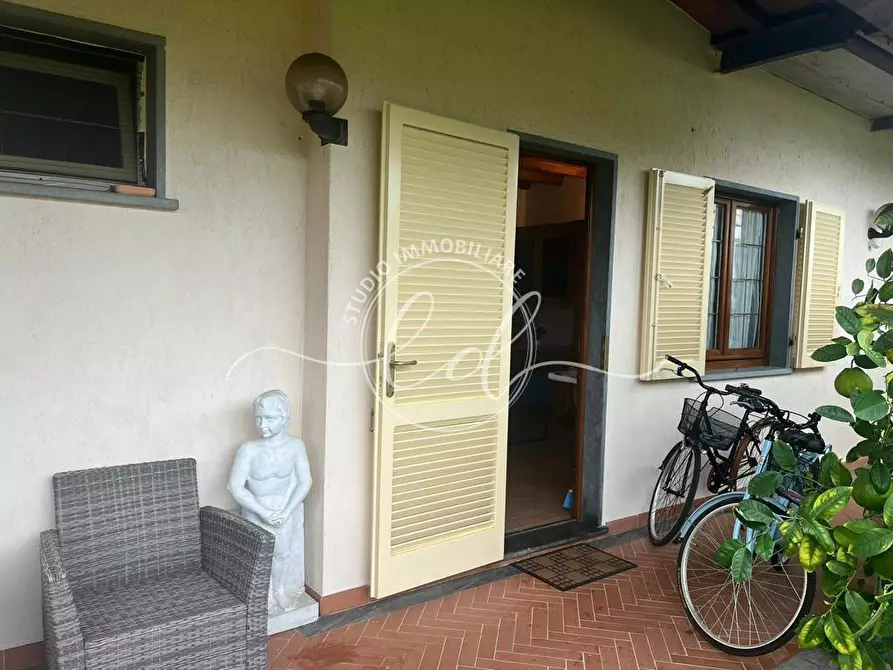 Immagine 1 di Bilocale in affitto  a Forte Dei Marmi