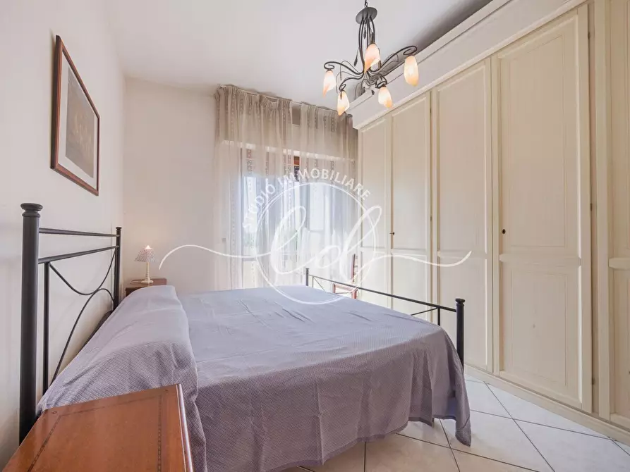 Immagine 8 di Quadrilocale in vendita  a Pietrasanta