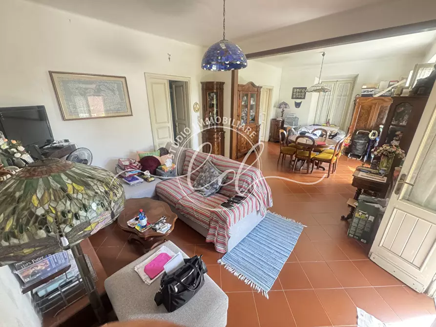 Immagine 15 di Porzione di casa in vendita  a Carrara