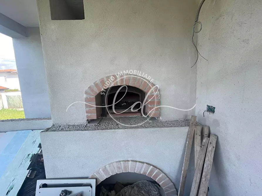Immagine 6 di Porzione di casa in vendita  a Camaiore
