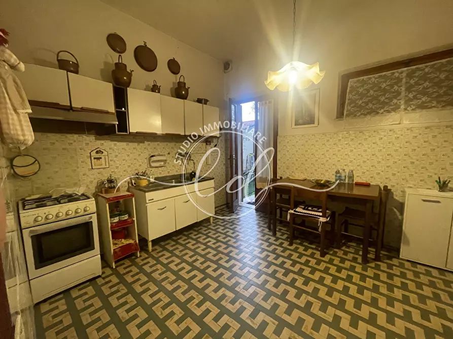 Immagine 21 di Casa indipendente in vendita  a Pietrasanta